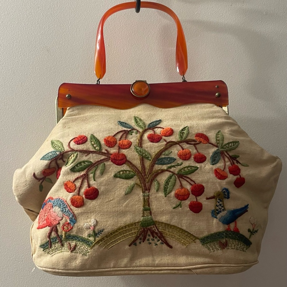 Vintage Bucilla Hand Embroidered Tree Purse Lucite Handle Swivel Button Closure